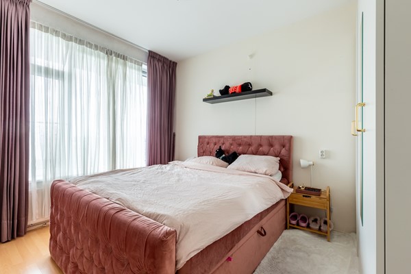 Medium property photo - Burgemeester de Vlugtlaan 325, 1063 BP Amsterdam